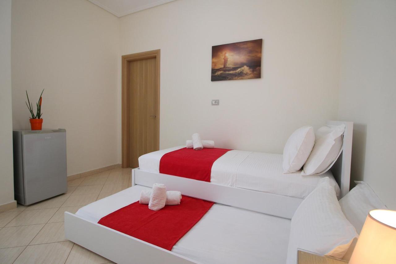 Centrum Hotel Ksamil Kültér fotó