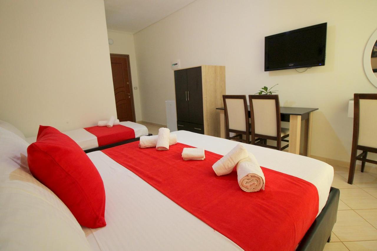 Centrum Hotel Ksamil Kültér fotó