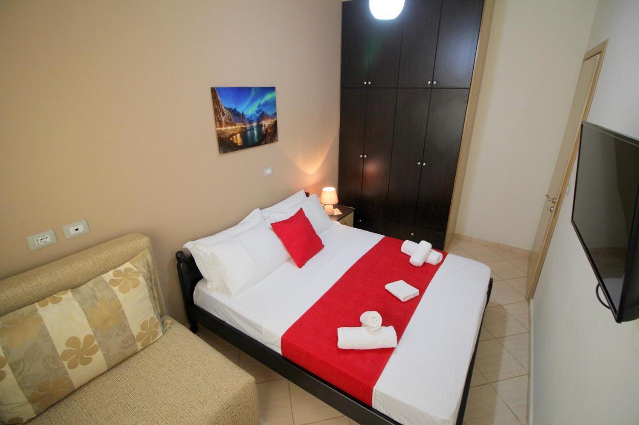 Centrum Hotel Ksamil Kültér fotó